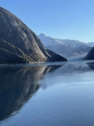 Deep-water mountain passage — Alaska — Aurora Borealis and Inside Passage