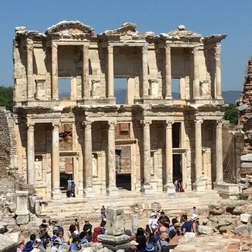 Complete façade of the ancient Library of Celsus — Ephesus, Türkiye — Library of Celsus