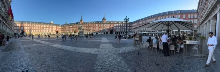 Full-width panorama of Plaza Mayor — Madrid, Spain — Plaza Mayor