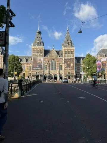 Full exterior approach to the Rijksmuseum — Amsterdam — Rijksmuseum