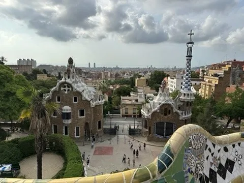 Monumental stair and gatehouses — Barcelona — Park Güell