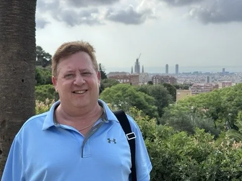 Scott above Barcelona — Barcelona — Park Güell