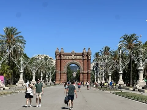 Arc de Triomf — Barcelona