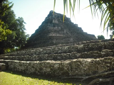Chacchoben Maya ruins — the journey in one frame