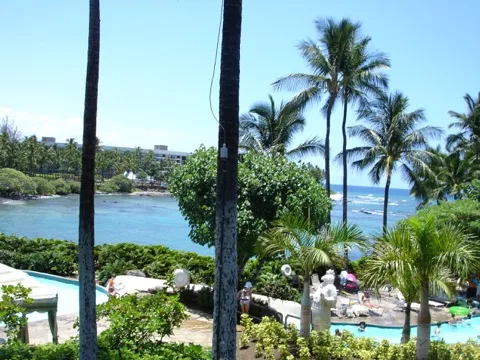 Hawaiʻi — volcanoes, water and island life — an unforgettable perspective
