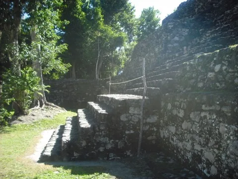 Chacchoben Maya ruins — the landmark in its setting