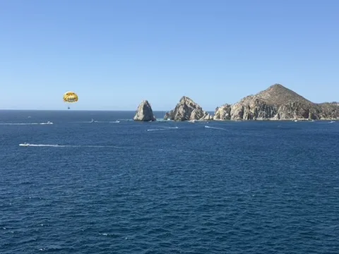 Cabo San Lucas — Land's End — a postcard moment