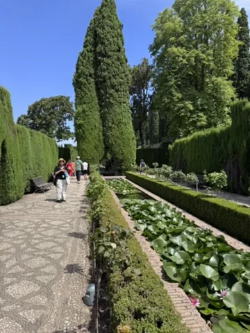Alhambra — Granada — a closer look
